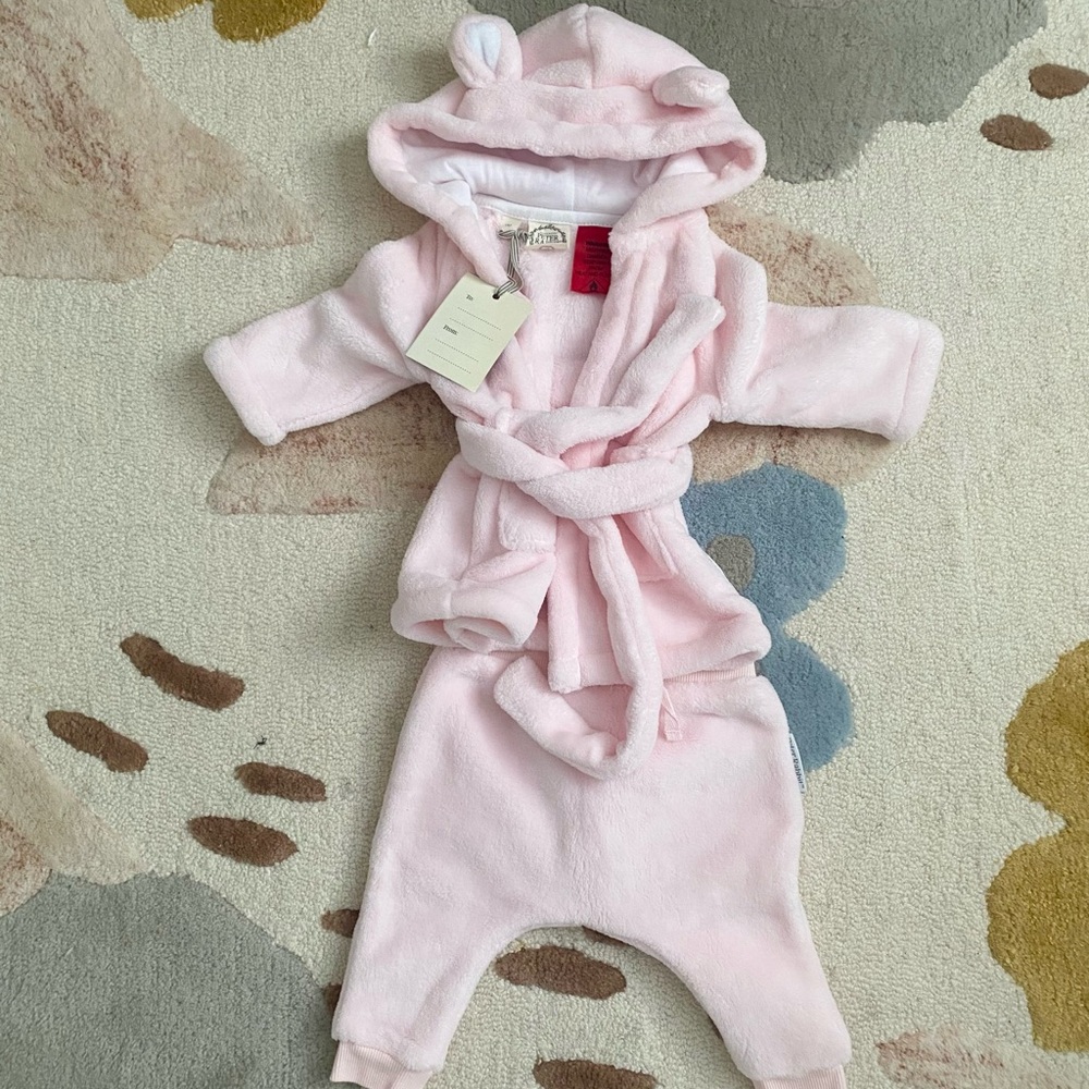 NWT Peter Rabbit Baby Girl Robe and Pants - 0M